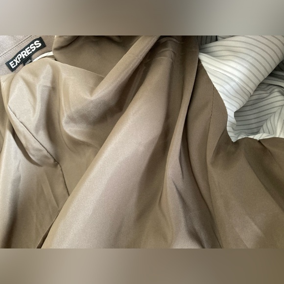 Express Editor Taupe Long Sleeve One-Button Blazer Suit Jacket Women’s Size 8 - Picture 10 of 13